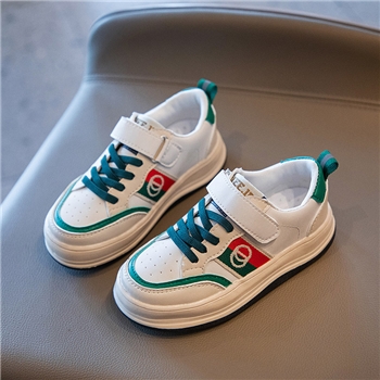 四季通用儿童运动鞋