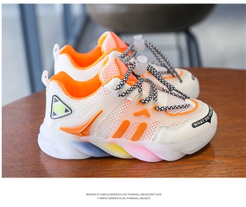 时尚潮流休闲跑步鞋