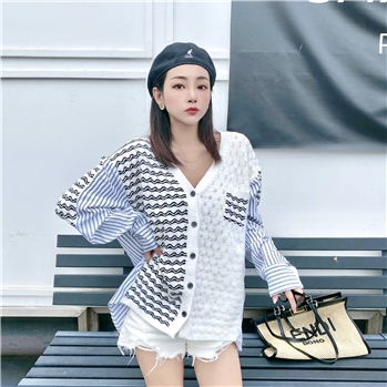 品牌宽松时尚针织衫